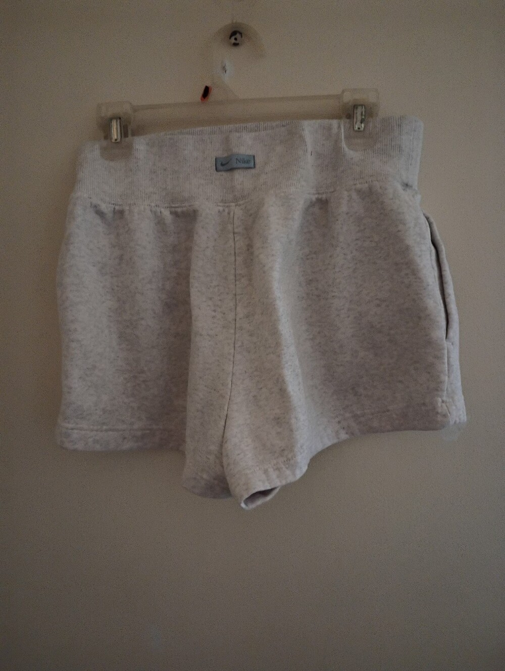 NIKE Athletic Shorts - Picture 3 of 4